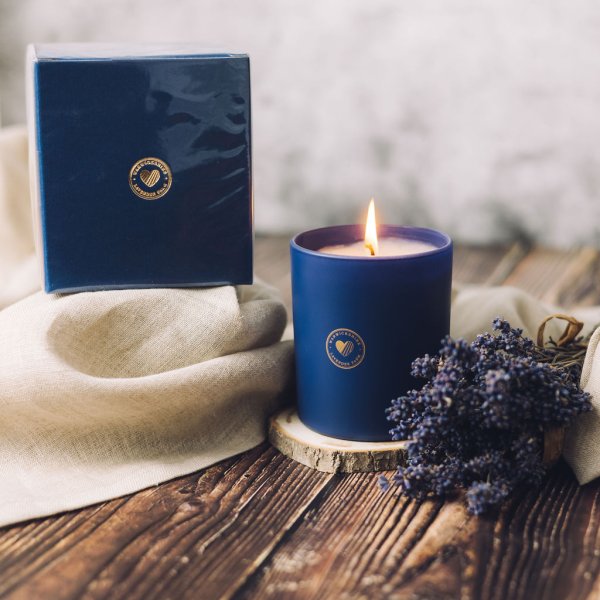 'WINTER' Luxury Lavender, oud and wood smoke candle - Image 2